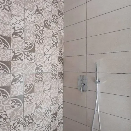 Apartment σουίτα με θέα στη θάλασσα και εσωτερικό τζακούζι